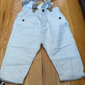 Baby pants with suspenders